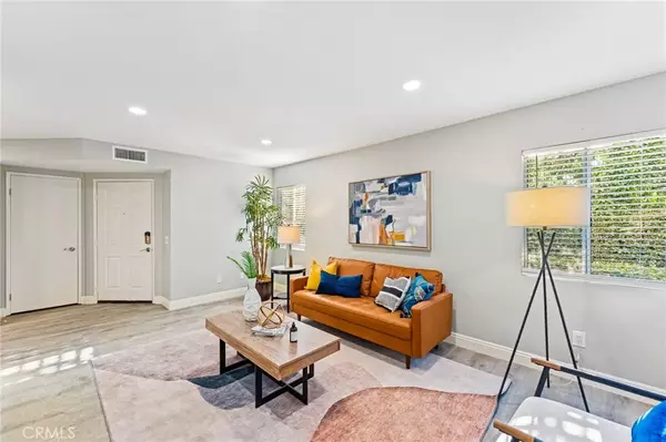 Dana Point, CA 92629,54 Corniche Drive #B