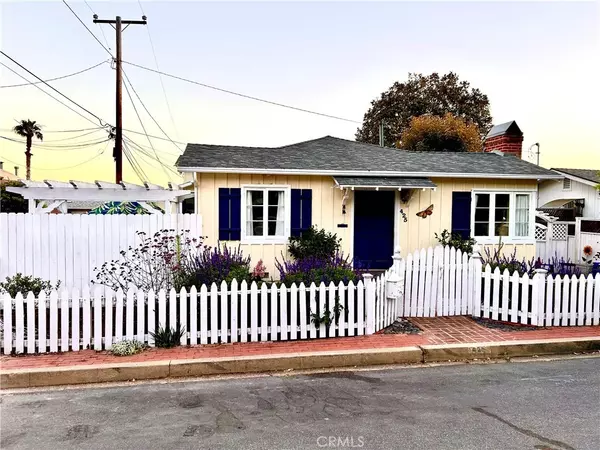 425 Monterey Drive, Laguna Beach, CA 92651