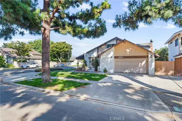 Tustin, CA 92780,14652 Canterbury Avenue
