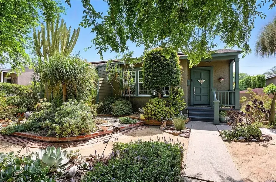 3748 Clark, Long Beach, CA 90808