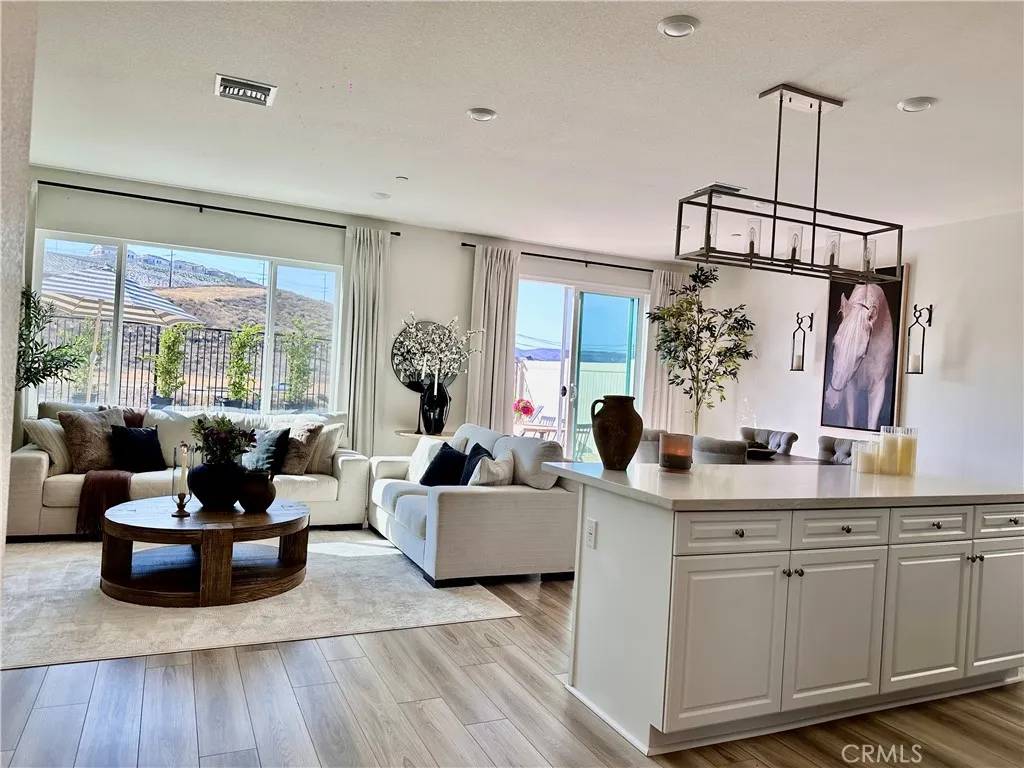 Lake Elsinore, CA 92530,4883 Sicily Drive