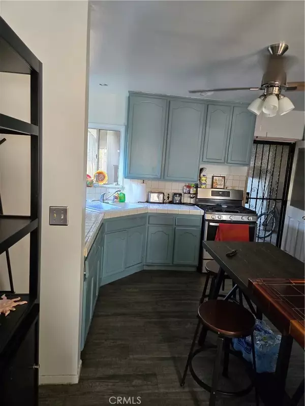 Wilmington, CA 90744,1610 Broad Avenue