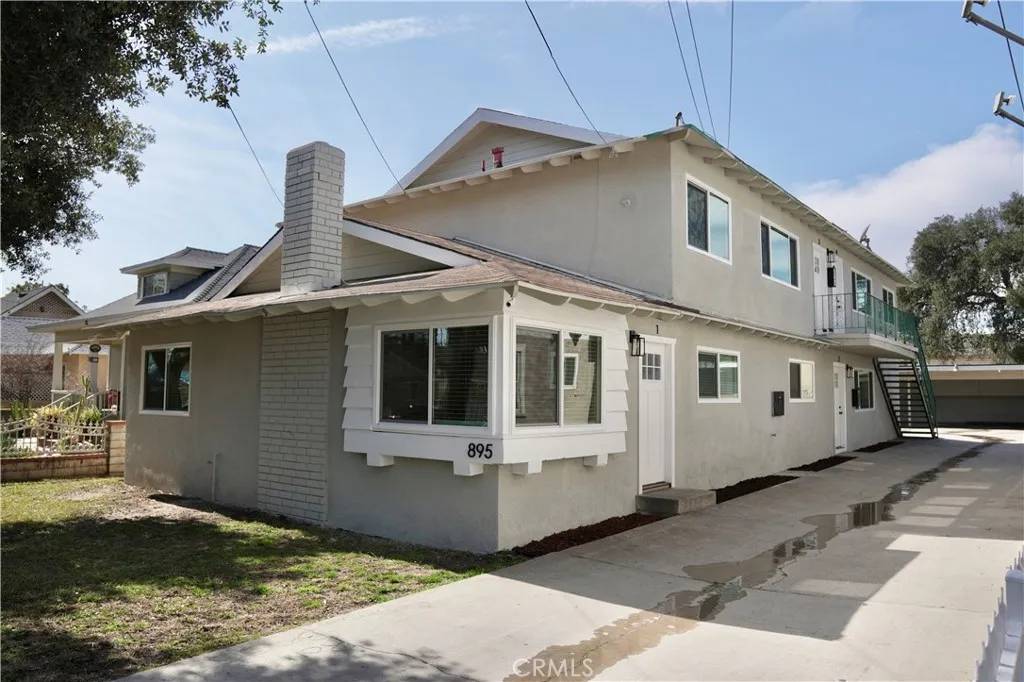 895 N Euclid Avenue #3, Pasadena, CA 91104