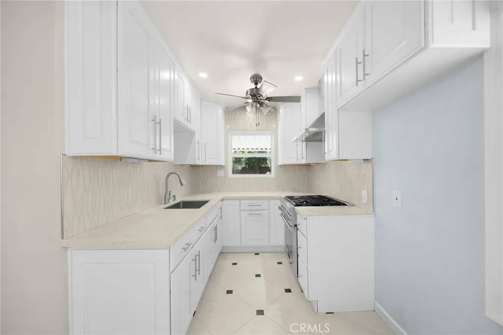 Pico Rivera, CA 90660,8328 Fernadel Avenue