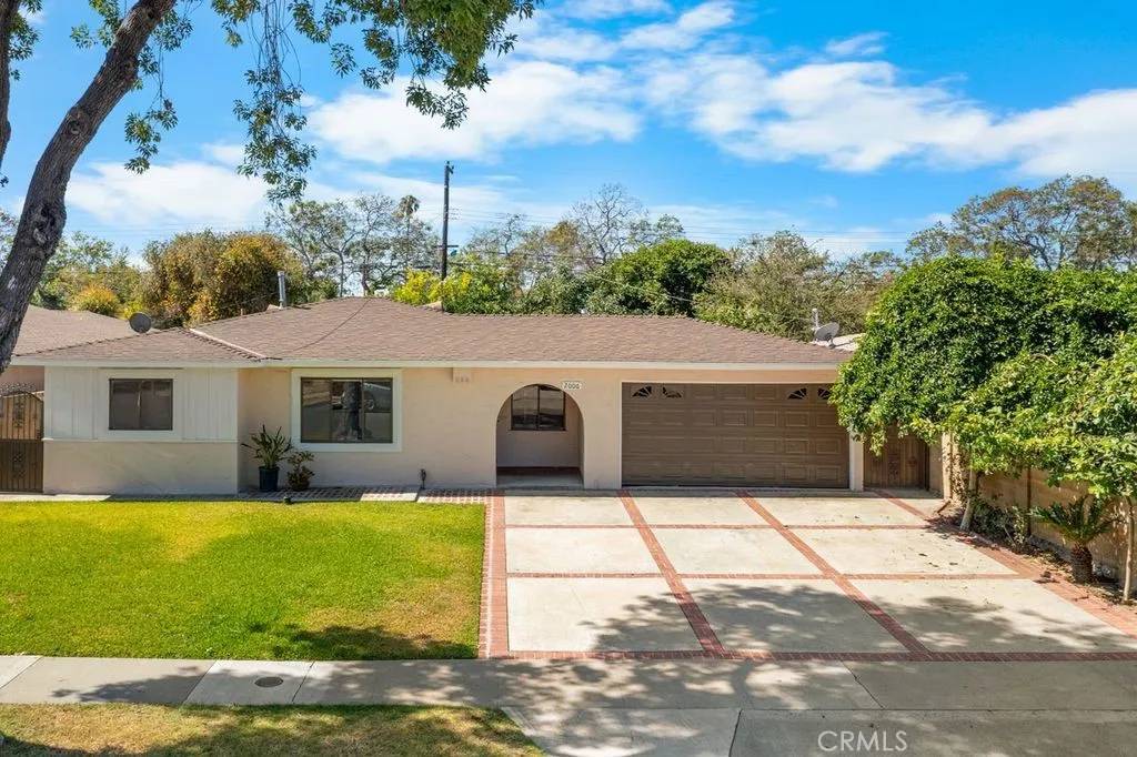 2006 W Wilshire Avenue, Santa Ana, CA 92704