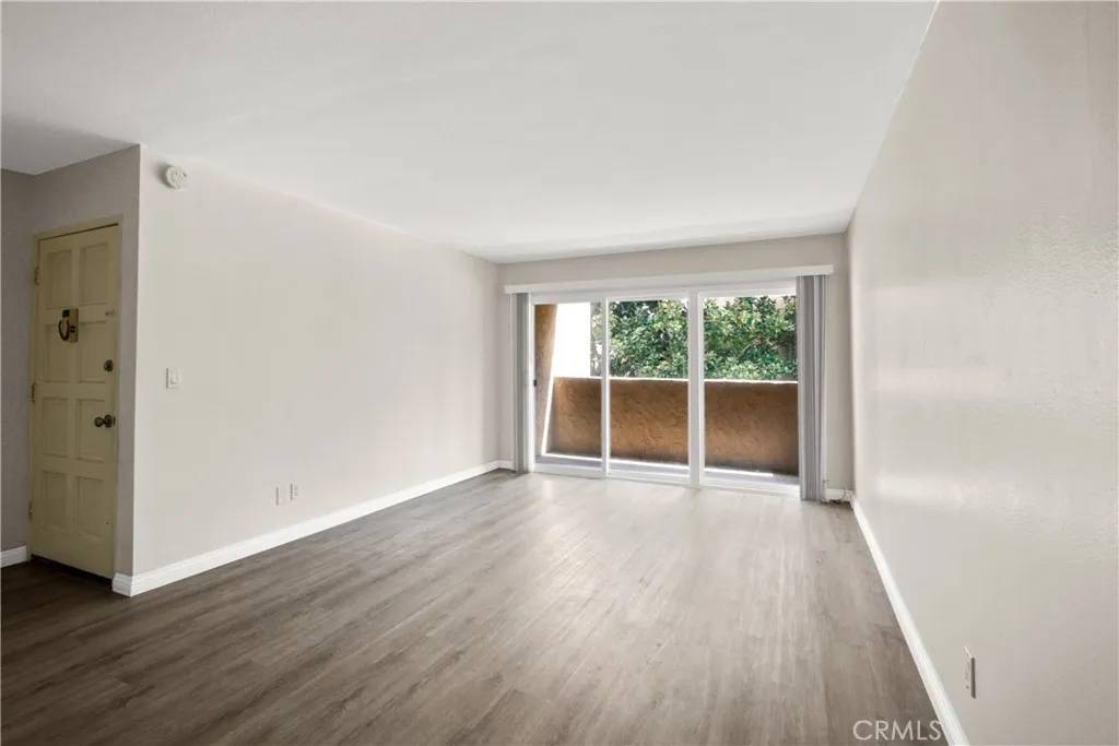 Santa Ana, CA 92707,1001 W Macarthur Boulevard #20