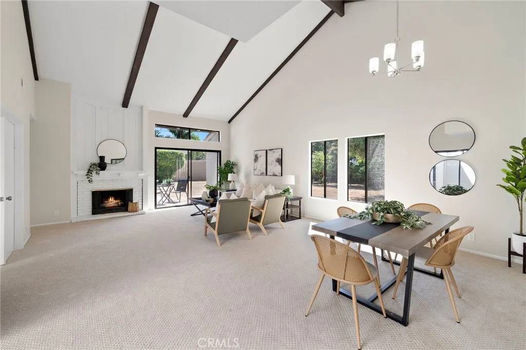 Tustin, CA 92780,1061 Regis Way