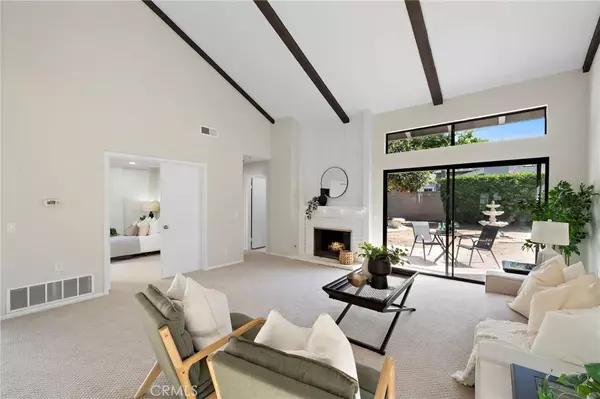 Tustin, CA 92780,1061 Regis Way