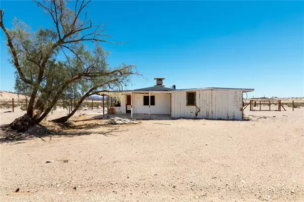 29 Palms, CA 92277,77623 Valle Vista Road