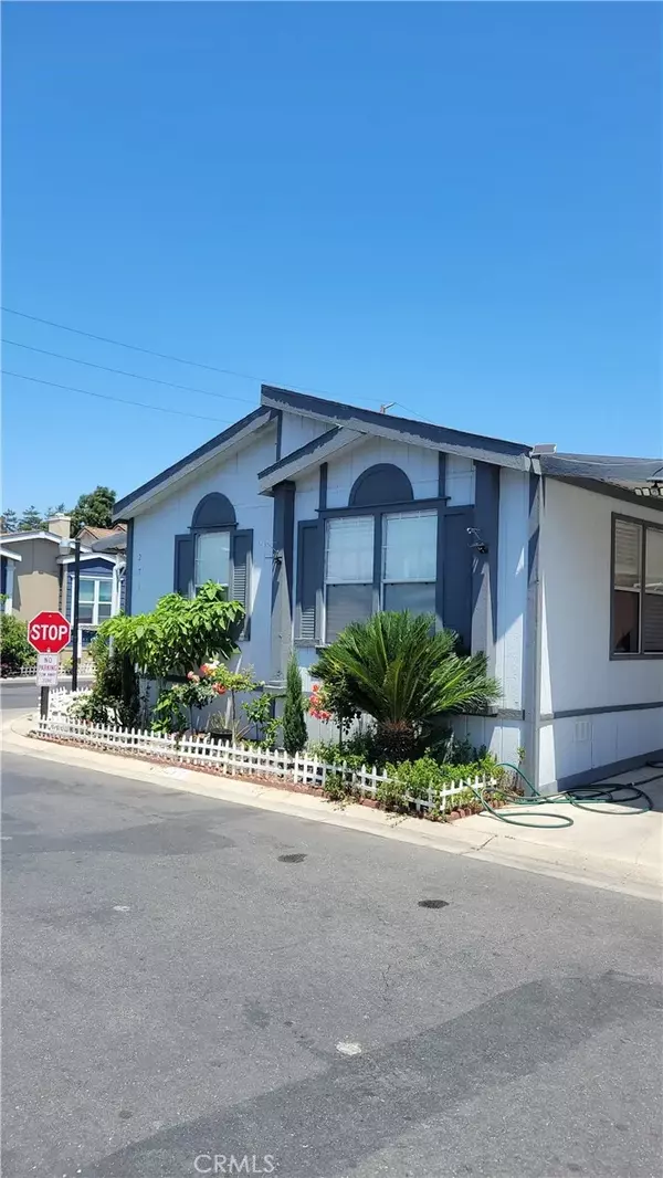 Santa Ana, CA 92703,4080 W 1st #271