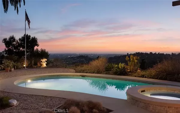North Tustin, CA 92705,10551 Hillsboro Road