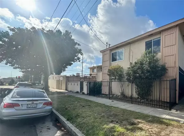 703 W Anaheim Street #4, Wilmington, CA 90744