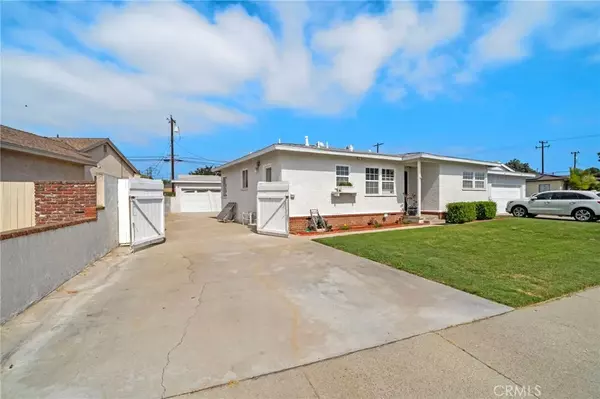 Lakewood, CA 90713,5223 Josie Avenue