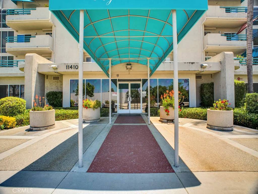11410 Dolan #328, Downey, CA 90241