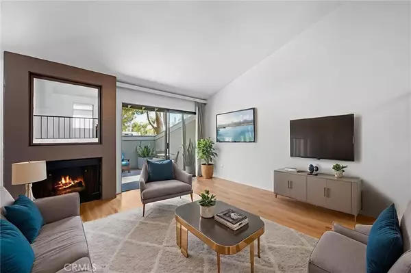 4320 Glencoe Avenue #2, Marina Del Rey, CA 90292