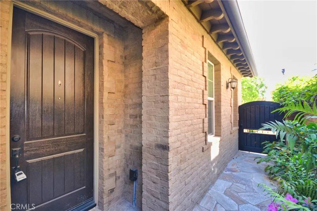 Irvine, CA 92620,30 Paperbark