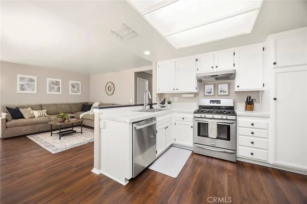 Murrieta, CA 92562,24498 Jacarte Dr