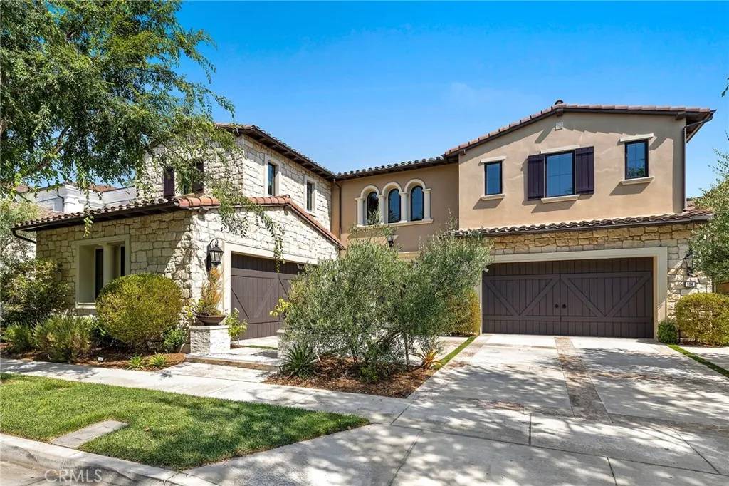 Irvine, CA 92618,108 Heather Mist