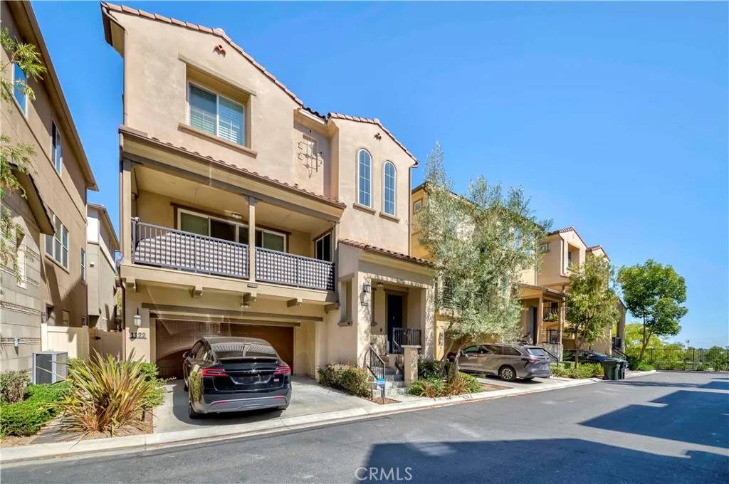Fullerton, CA 92833,1122 Gardiner Lane