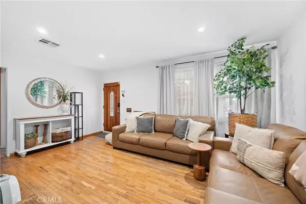 Pico Rivera, CA 90660,9311 Claymore Street