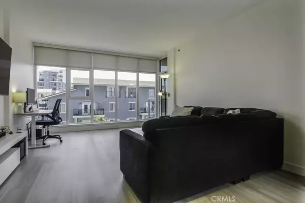 Long Beach, CA 90802,411 W Seaside Way #402