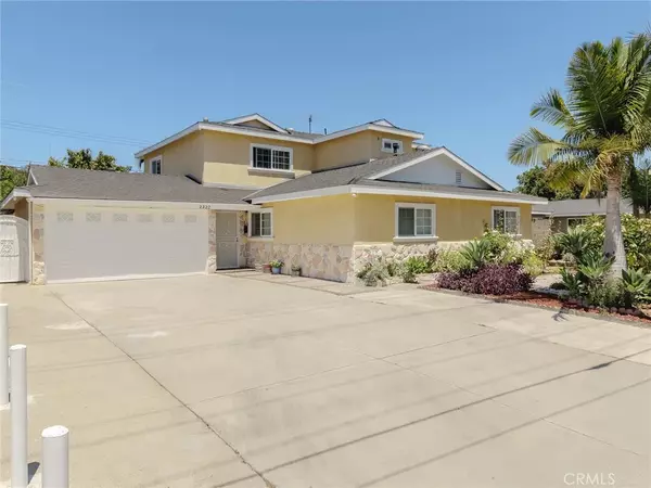2322 S Greenville Street, Santa Ana, CA 92704