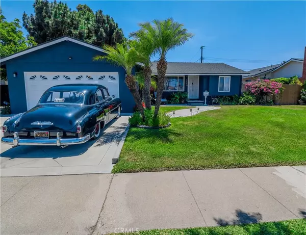 Buena Park, CA 90620,5686 Panama Drive