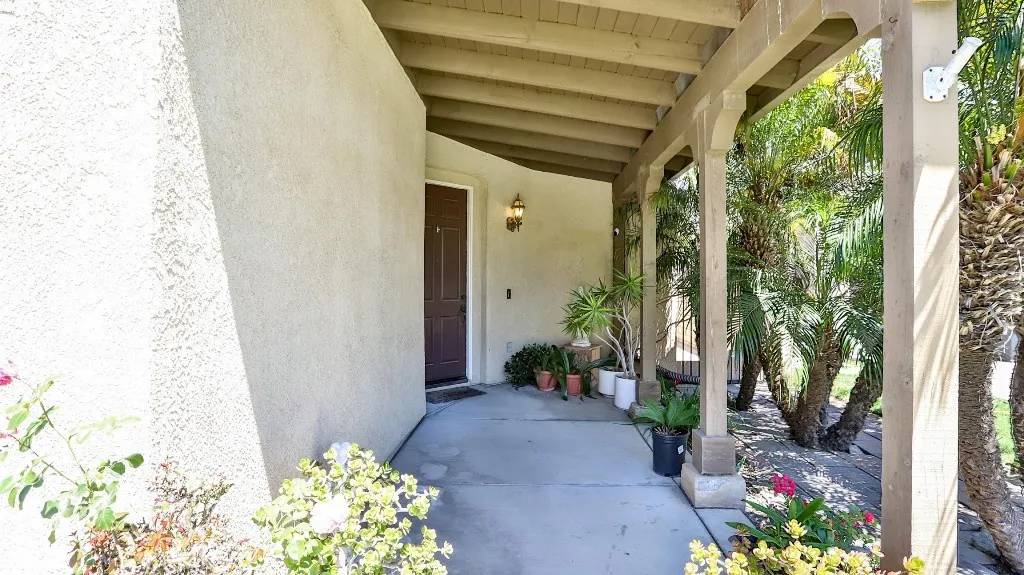 Oxnard, CA 93036,2056 Mission Hills Drive