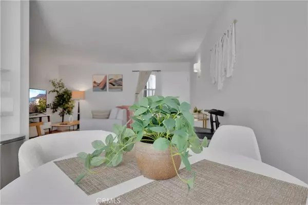 Linda Vista, CA 92111,6679 Linda Vista Road #13