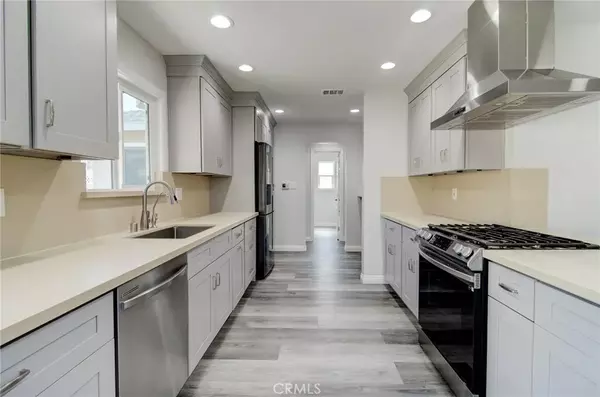 Lakewood, CA 90715,12517 Walcroft Street