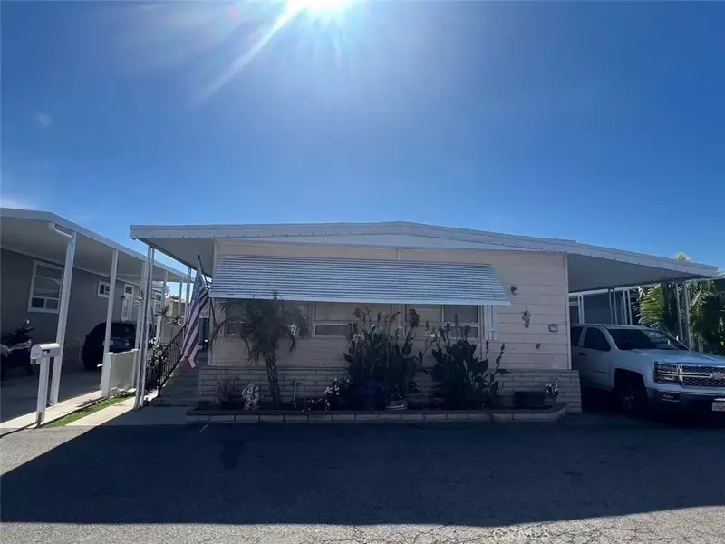 20701 Beach #128, Huntington Beach, CA 92648