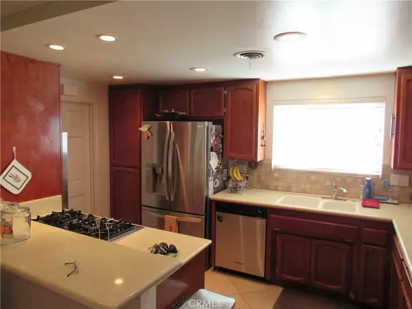 Orange, CA 92867,445 E Hoover Avenue