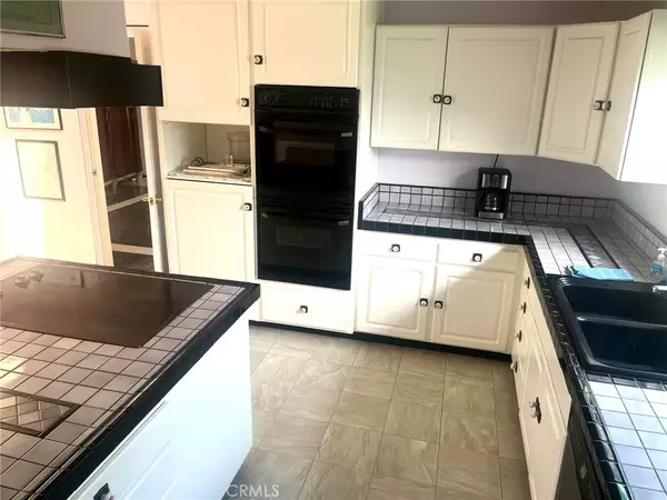Costa Mesa, CA 92626,3050 Madison Avenue