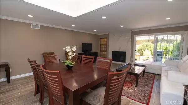 Irvine, CA 92612,7 Satinwood Way