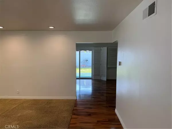 Costa Mesa, CA 92626,3024 Harding Way