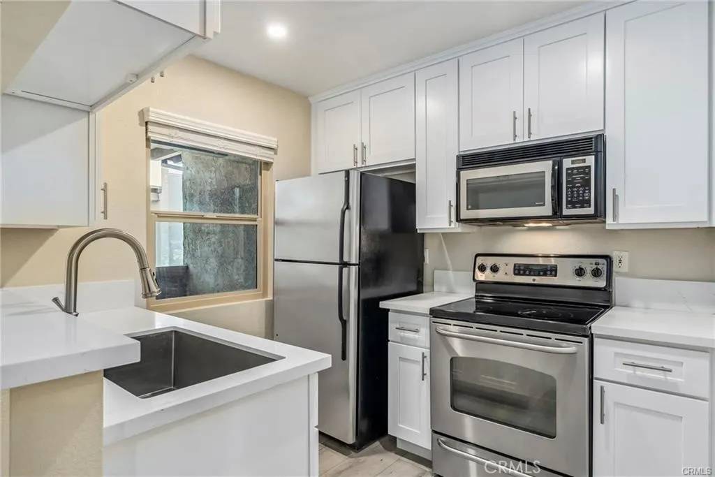 Santa Ana, CA 92701,1345 Cabrillo Park Drive #G6