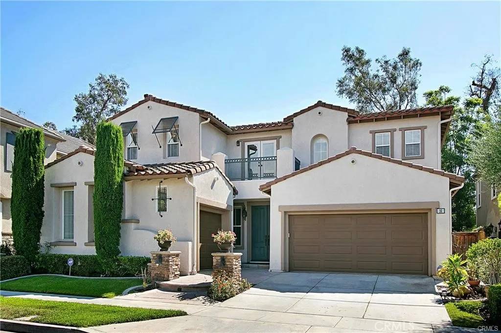 16 Monrovia, Irvine, CA 92602