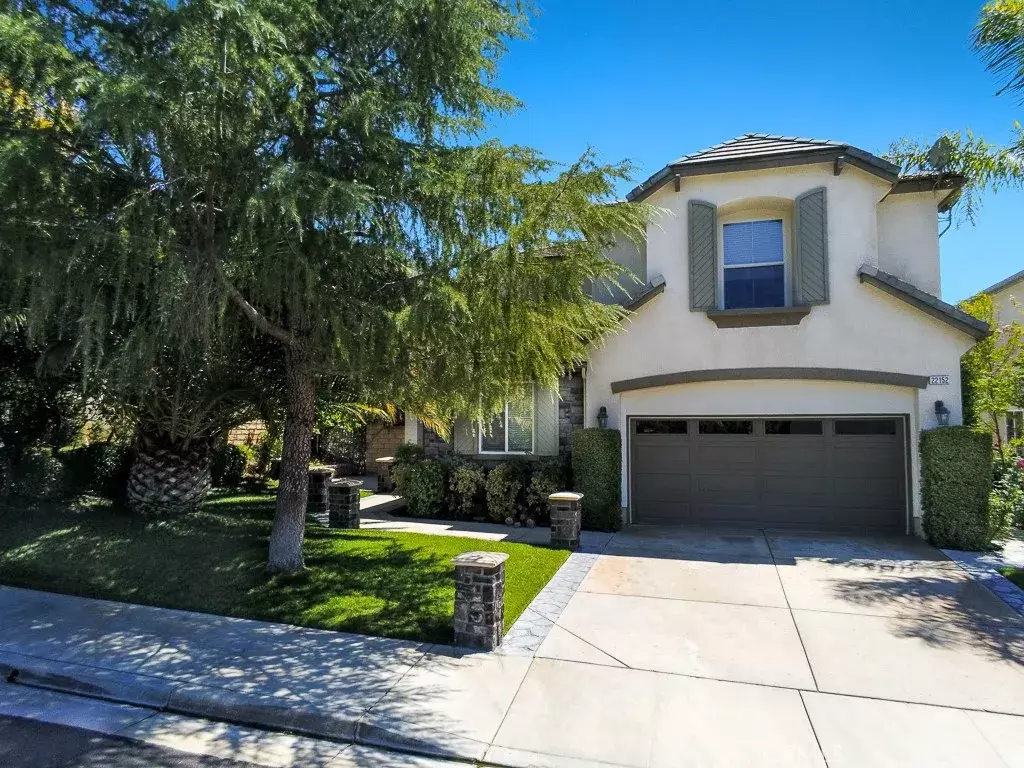 Valencia, CA 91390,22152 Altair Lane