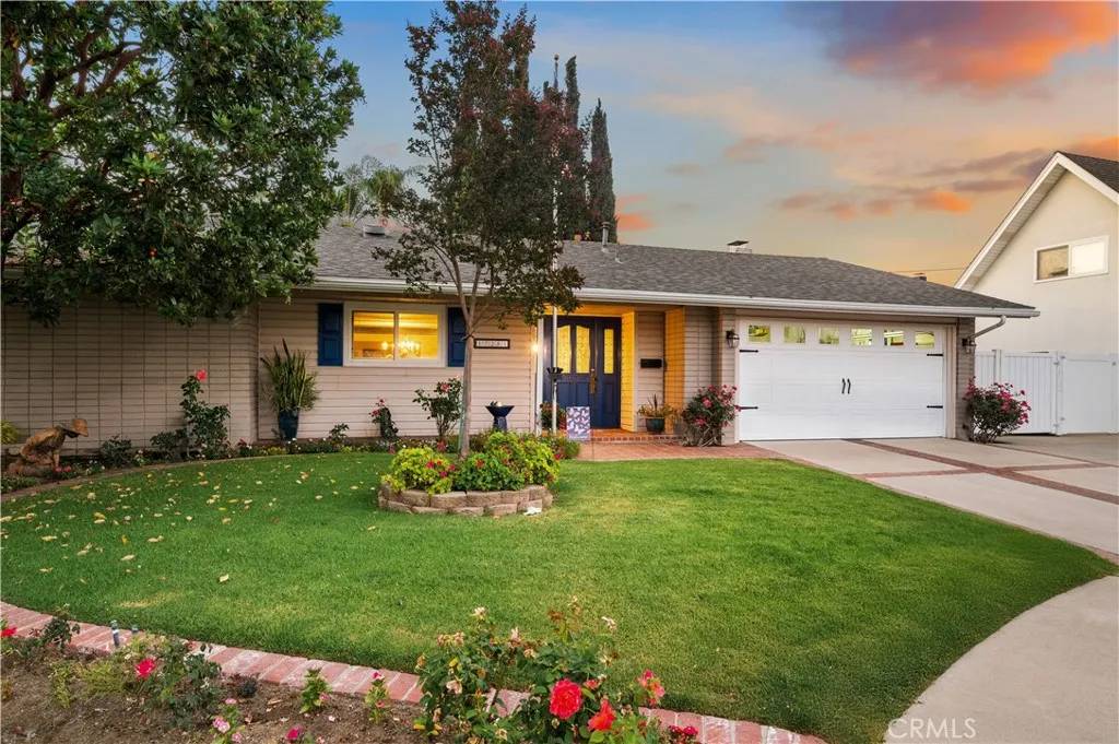 Tustin, CA 92780,17281 Roseleaf Avenue