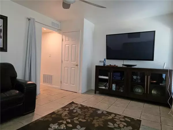 Stanton, CA 90680,10420 Vassar Way
