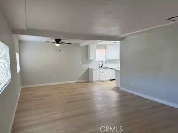 San Bernardino, CA 92404,7086 Elmwood Road