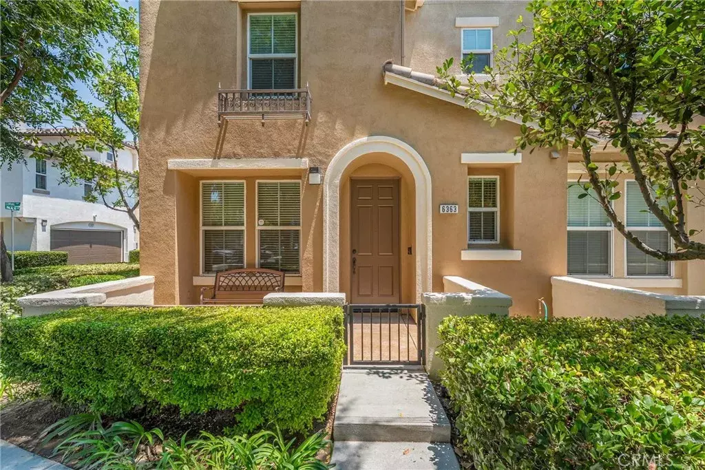 Eastvale, CA 91752,6363 Marbella Lane