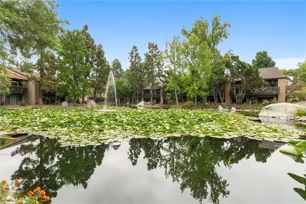 Long Beach, CA 90815,7890 E Spring Street #13I