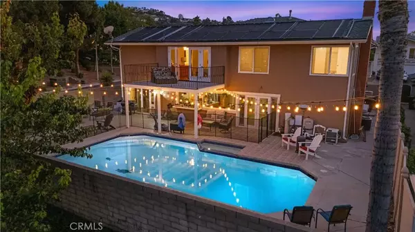 420 S Rolling Hills Place, Anaheim Hills, CA 92807