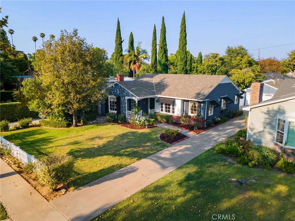 2339 N Valencia Avenue, Santa Ana, CA 92706