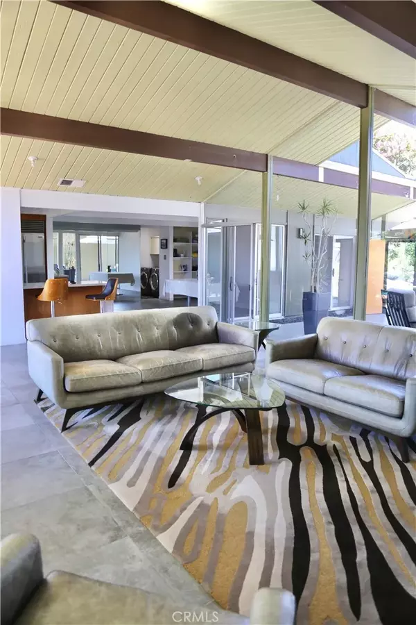 Orange, CA 92865,626 E Palmdale Avenue