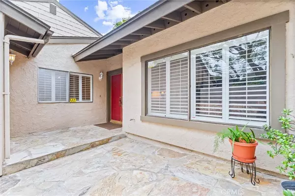 Santa Ana, CA 92705,2606 N Tustin Avenue