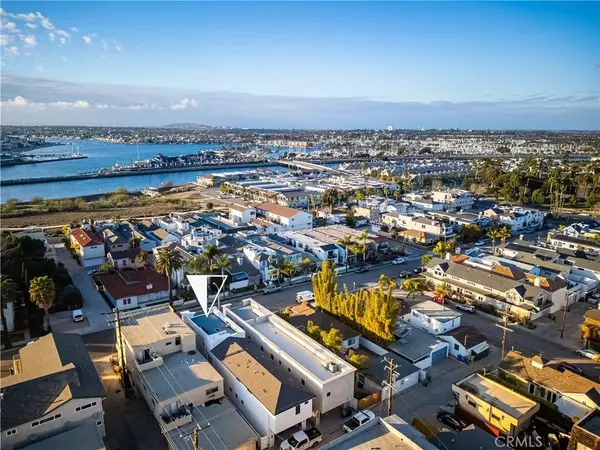 Seal Beach, CA 90740,114 2nd Street