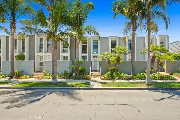 4062 Aladdin Drive, Huntington Beach, CA 92649