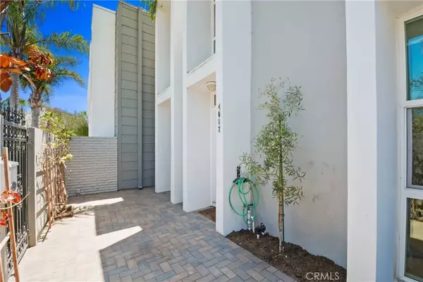 Huntington Beach, CA 92649,4062 Aladdin Drive